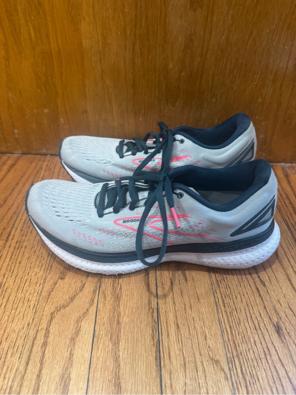 Brooks Women's Light Gray & Teal Running Shoes with Pink Accents